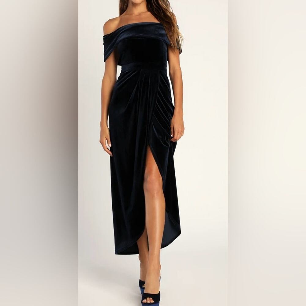 Lulus I'm Enchanted Navy Blue Velvet Off-the-Shoulder Maxi Dress Sz L NWOT